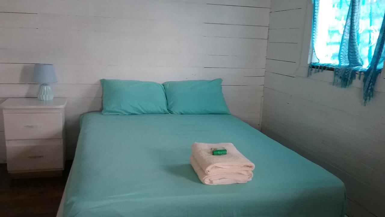 Bocas del Toro Karma On The Water酒店 外观 照片